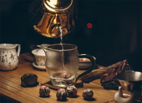 TikTok's 'Budget Ozempic' Trend: Why Laxatives Won't Help You Lose Weight