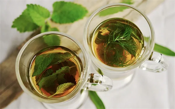 How to Lose Belly Fat After 40 with Mediterranean Diet & Exercise